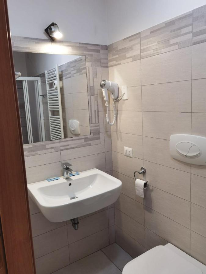 Hotel Bonola Milano Ngoại thất bức ảnh